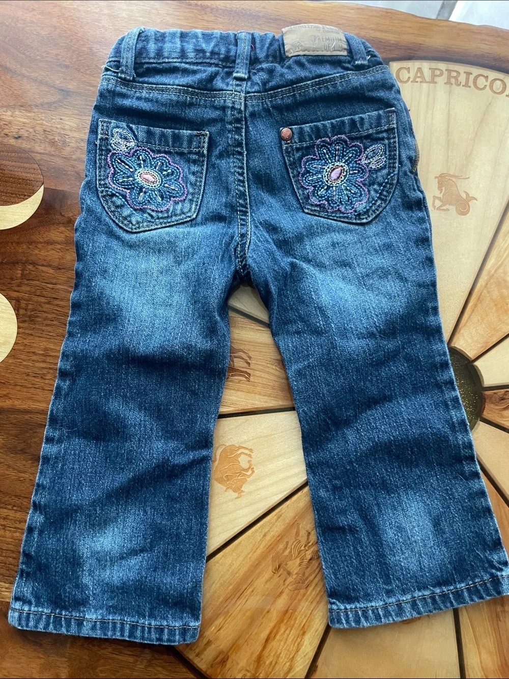 Lot of 3 pair of 2T denim Gymboree, Oshkosh